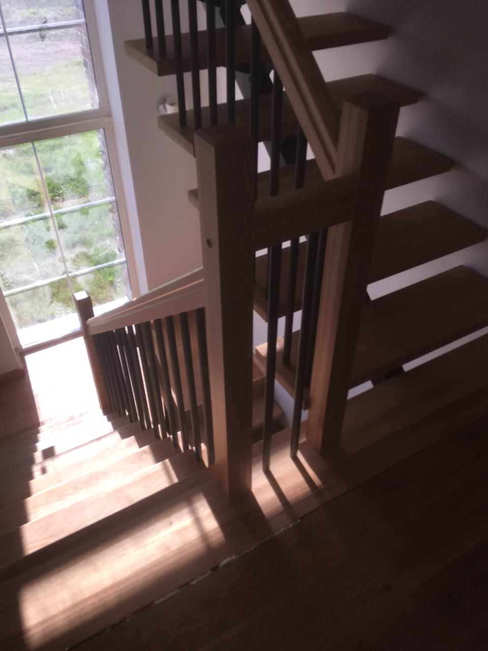 Лестница на монокосоуре с двумя площадками