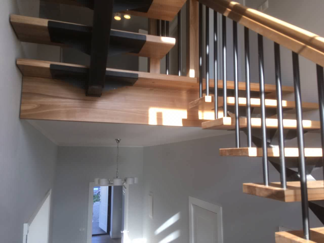 Обложка проекта: Лестница на монокосоуре с двумя площадками