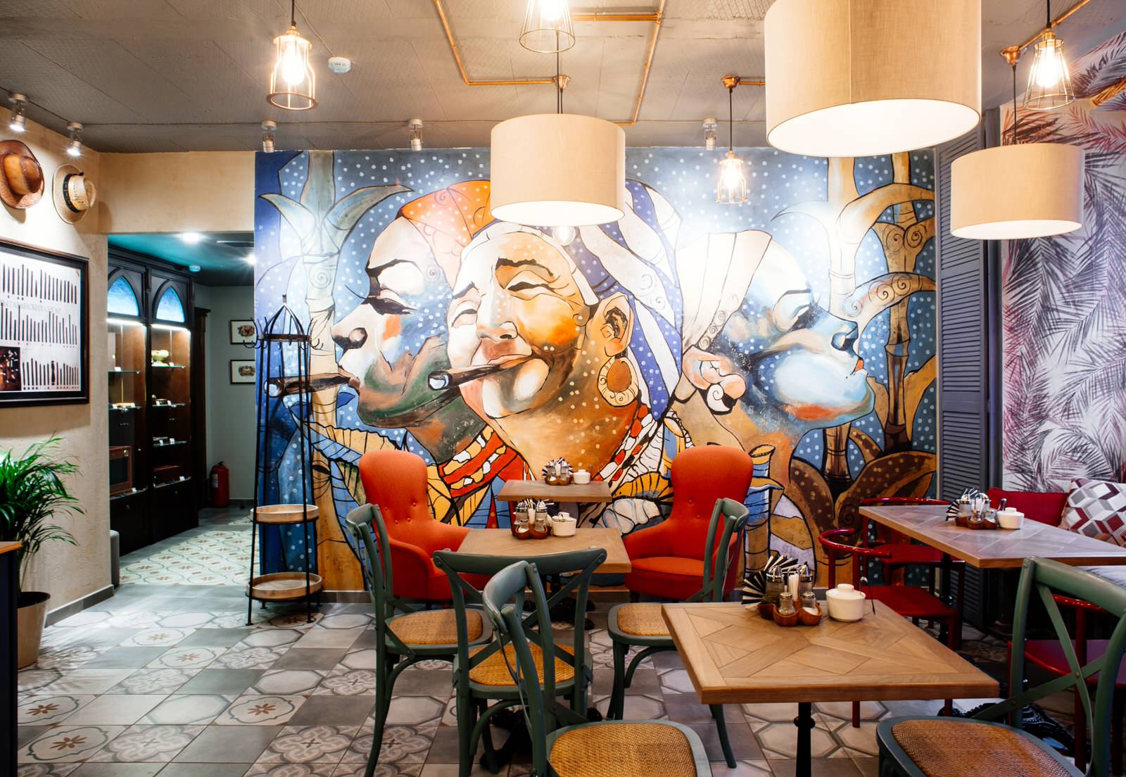 Cafe-cigar lounge "Cuba" on Kuznechny Lane