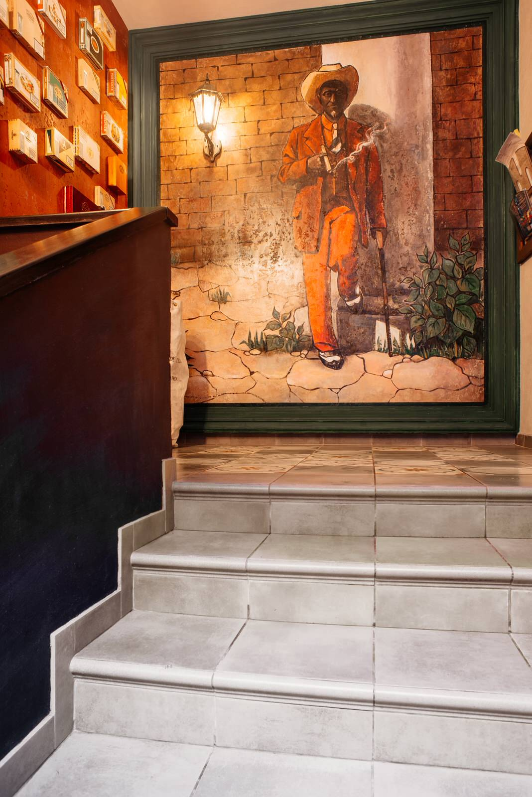 Cafe-cigar lounge "Cuba" on Kuznechny Lane