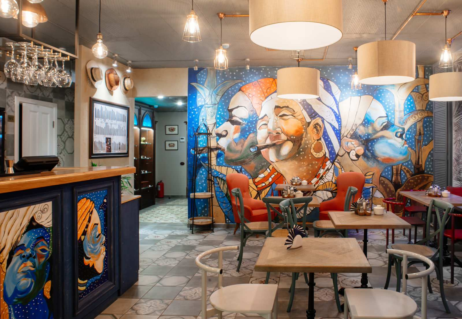 Cafe-cigar lounge "Cuba" on Kuznechny Lane