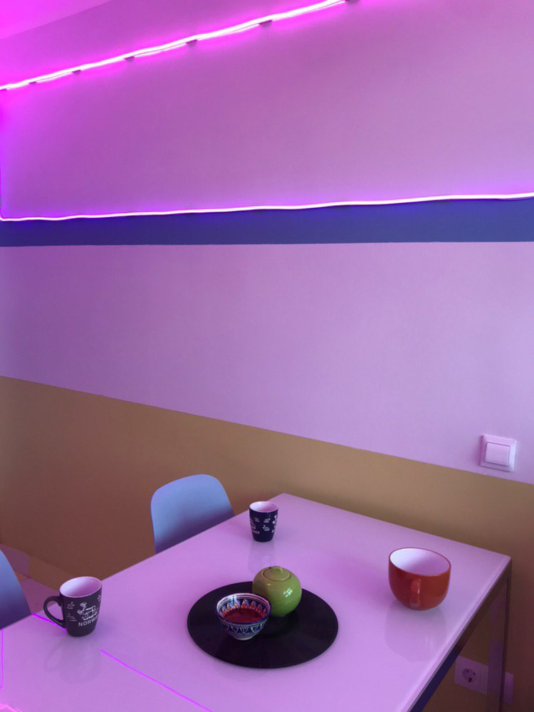 Неоновая кухня