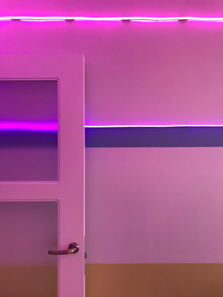 Неоновая кухня