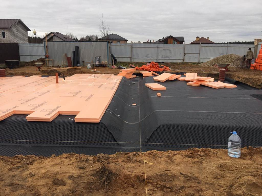 Цветочная жизнь