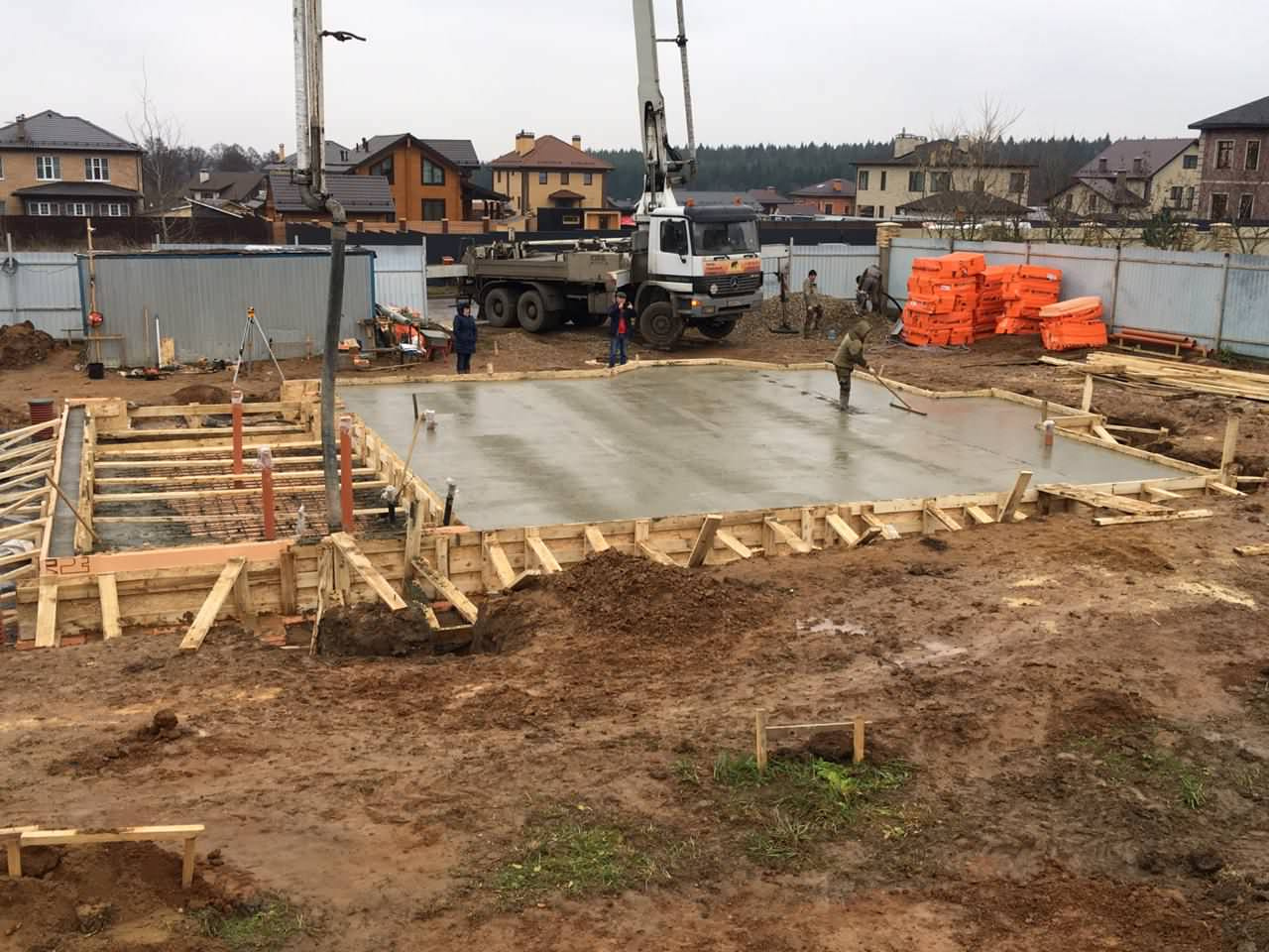 Цветочная жизнь