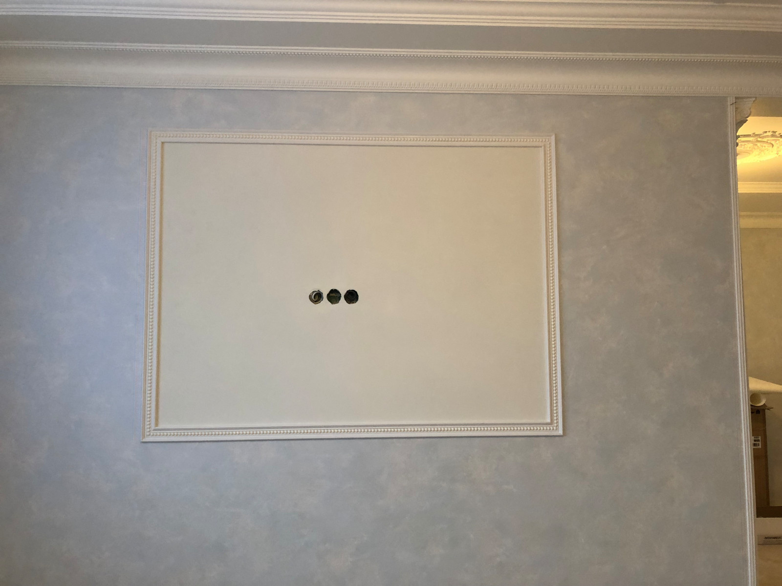 Потолки с лепниной. Дом 430 м2