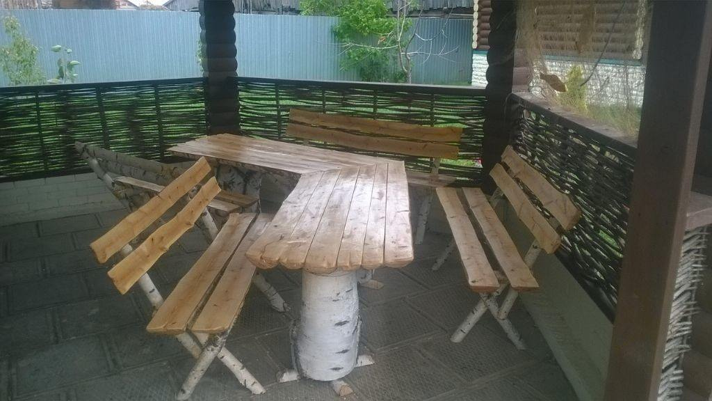 Бани, беседки, детские городки