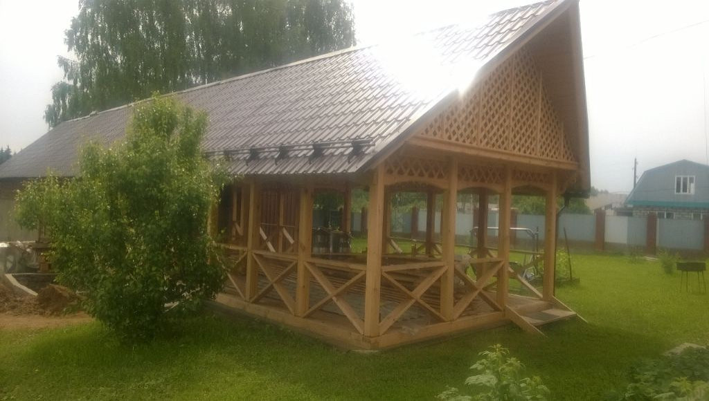 Бани, беседки, детские городки