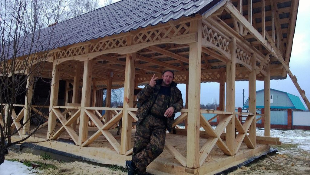 Бани, беседки, детские городки