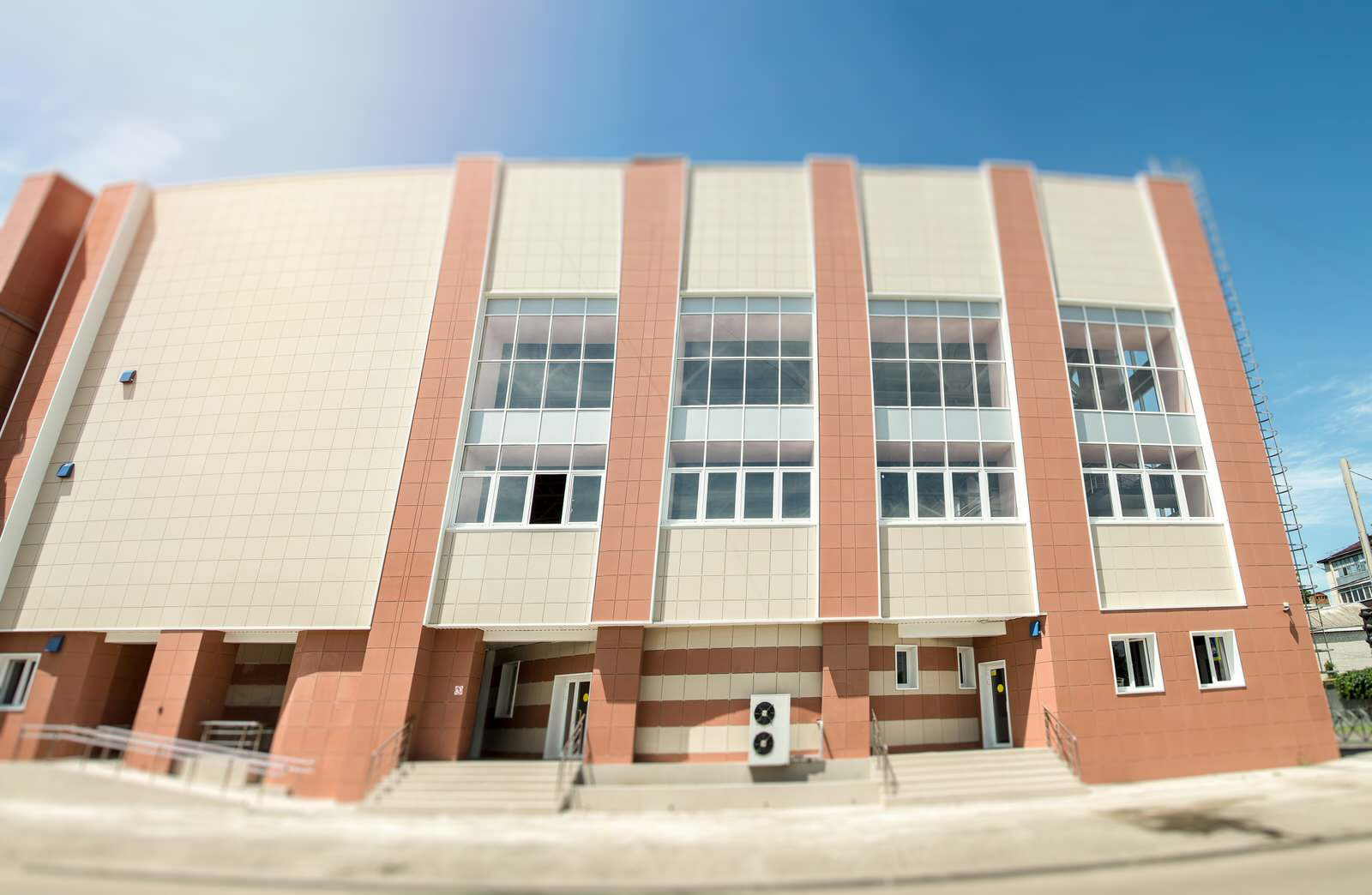 Легкоатлетический манеж