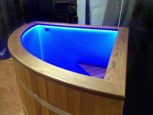 КУПЕЛЬ ПОЛИПРОПИЛЕНОВАЯ УГЛОВАЯ