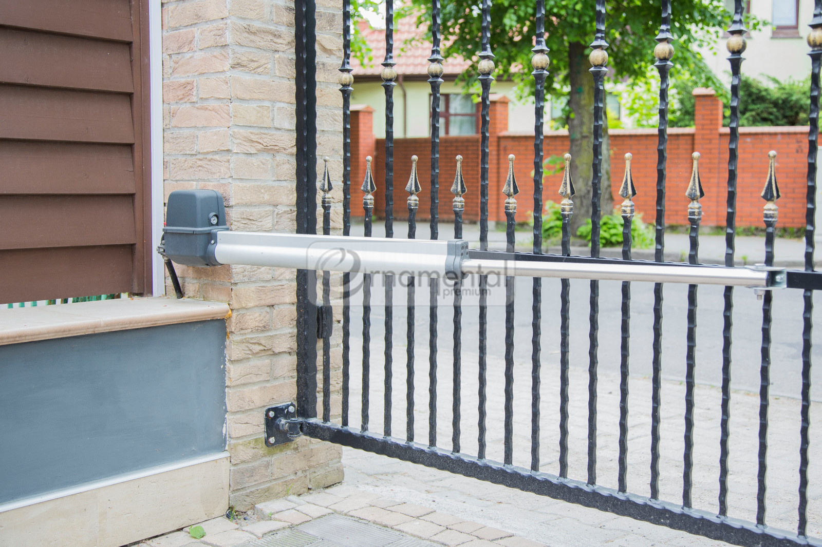 Кованное ограждение для частного дома