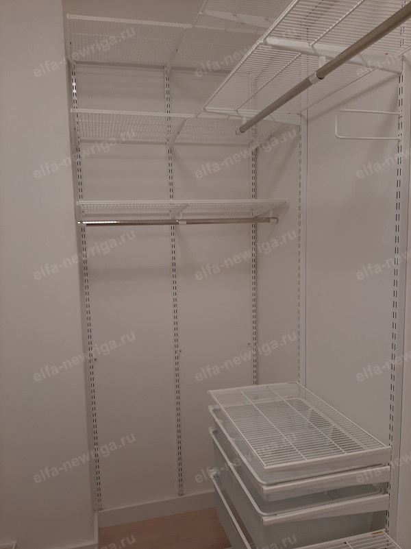 Обложка проекта: Средняя гардеробная Эльфа в белом металле (5,2 кв. м.)