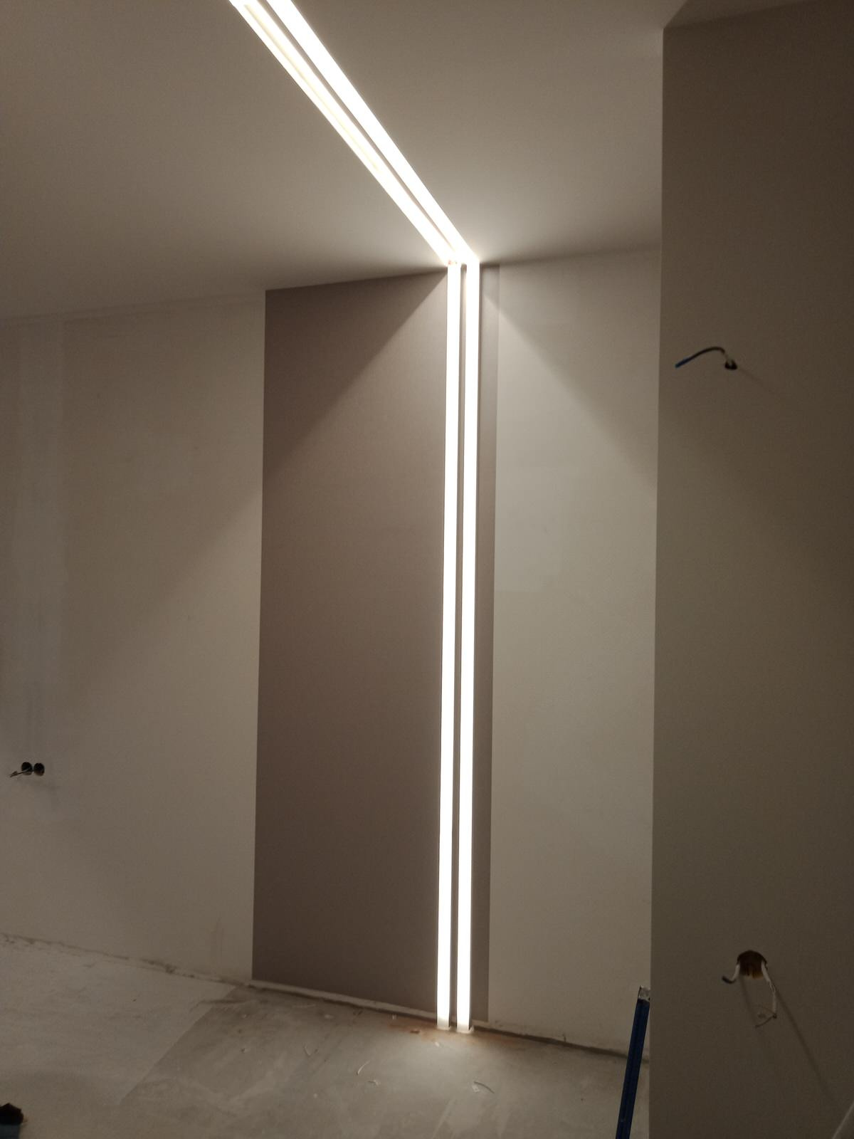 Смольный проспект 17