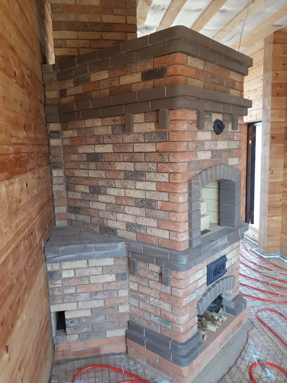 Русская печь с тёплым лежаком