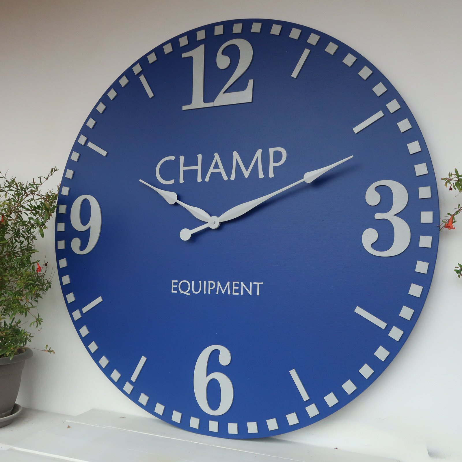 Large wall clock
