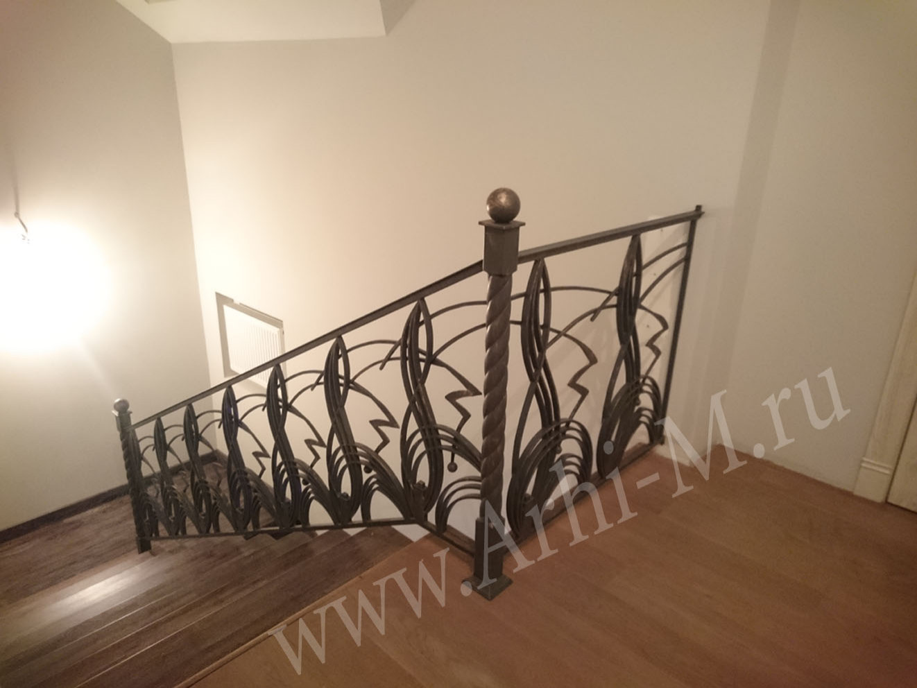 Кованые перила и ограждения лестниц