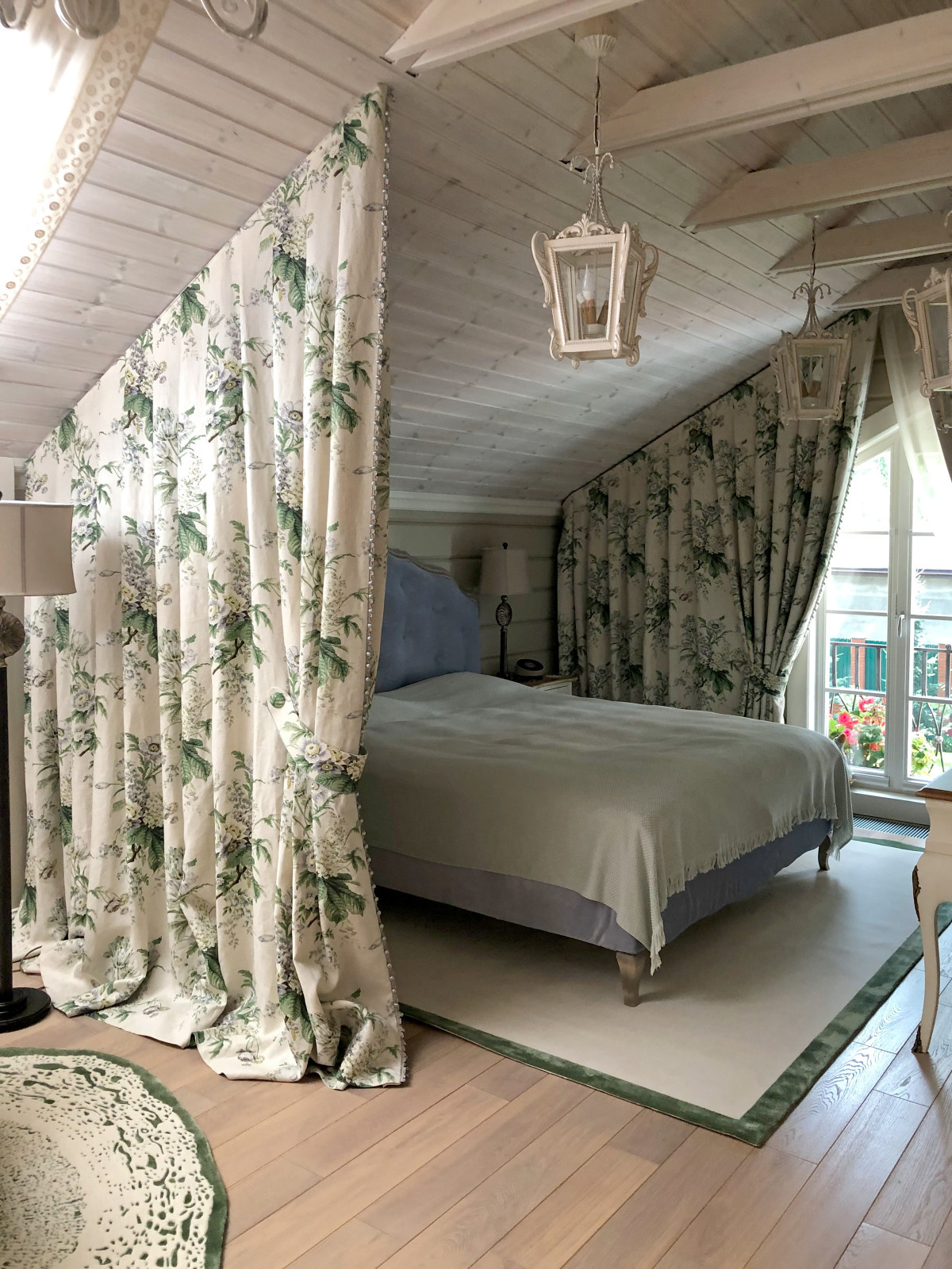 Ковры в спальню и библиотеку (п. Николо-Урюпино)