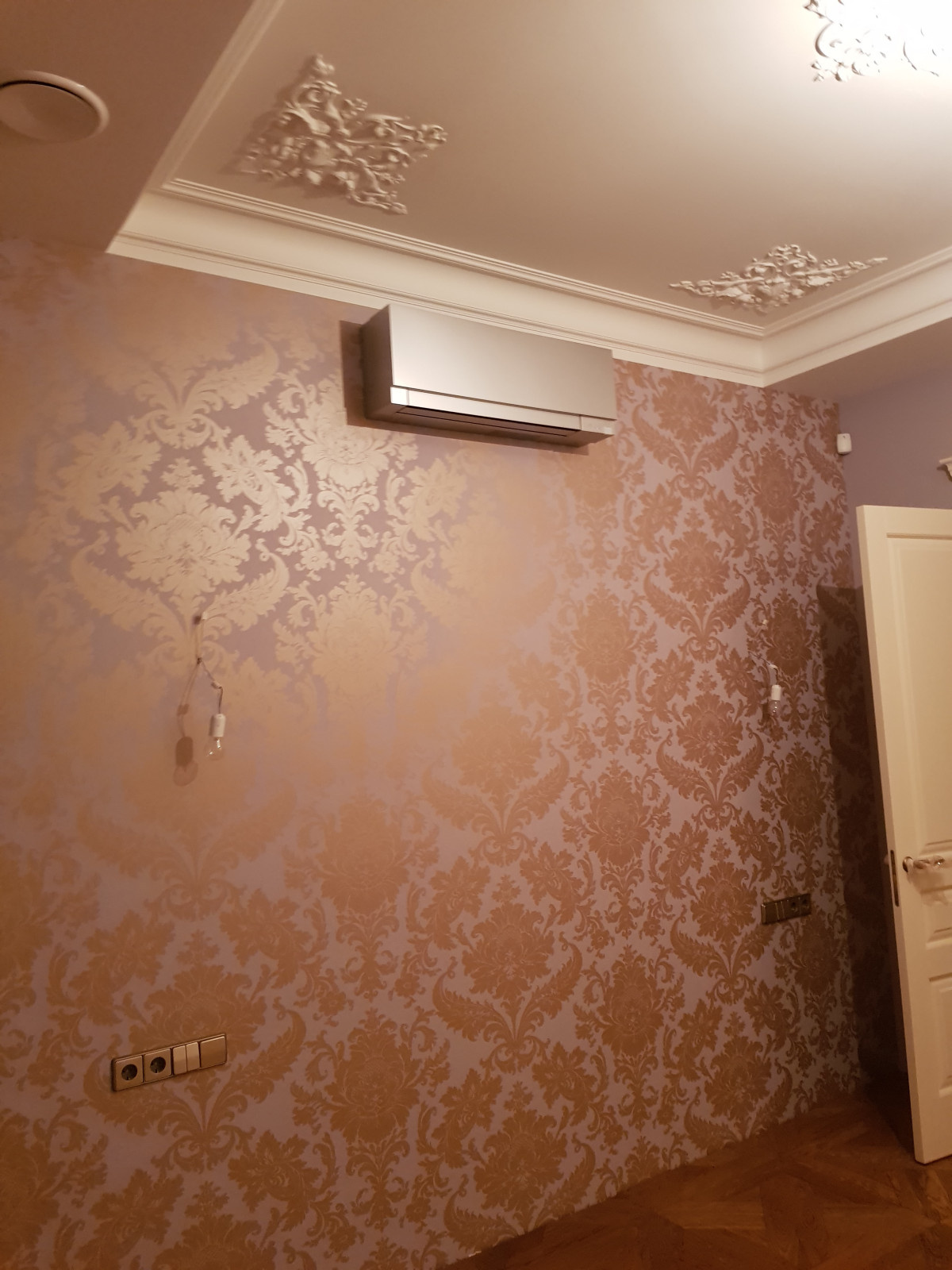 Трехкомнатная квартира "Марата"