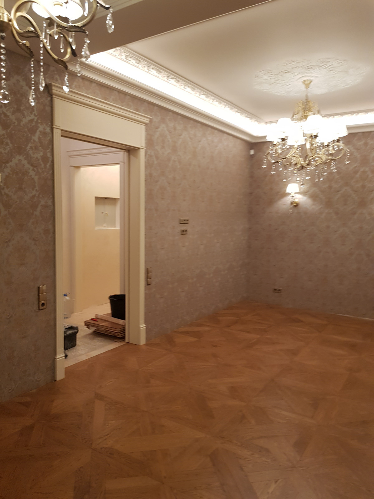 Трехкомнатная квартира "Марата"