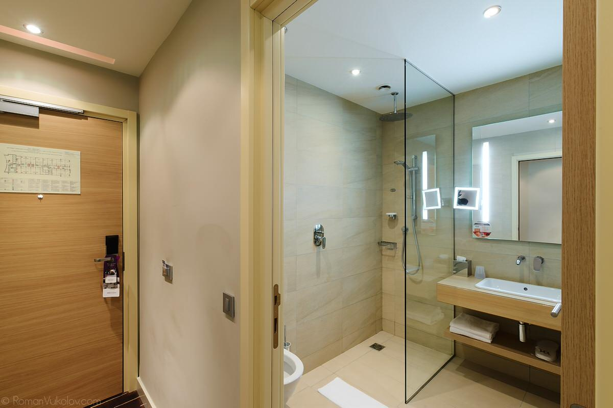 Гостиницы в разных городах Европы