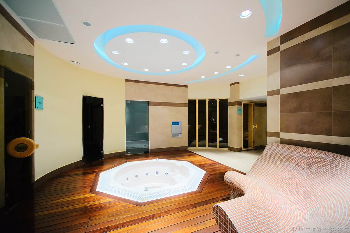 Гостиницы в разных городах Европы