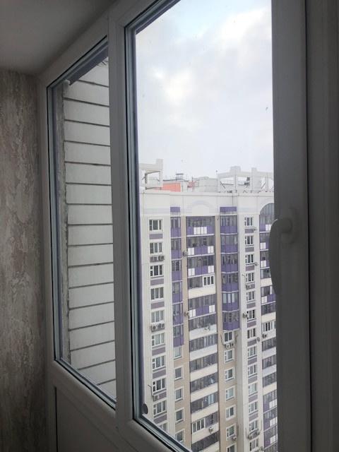 Остекление балкона "под ключ"