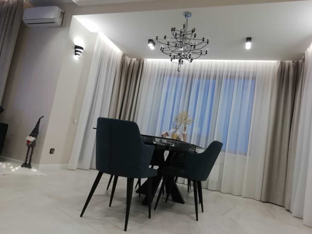 Загородный 2 этажный жилой дом в  Авиаторе