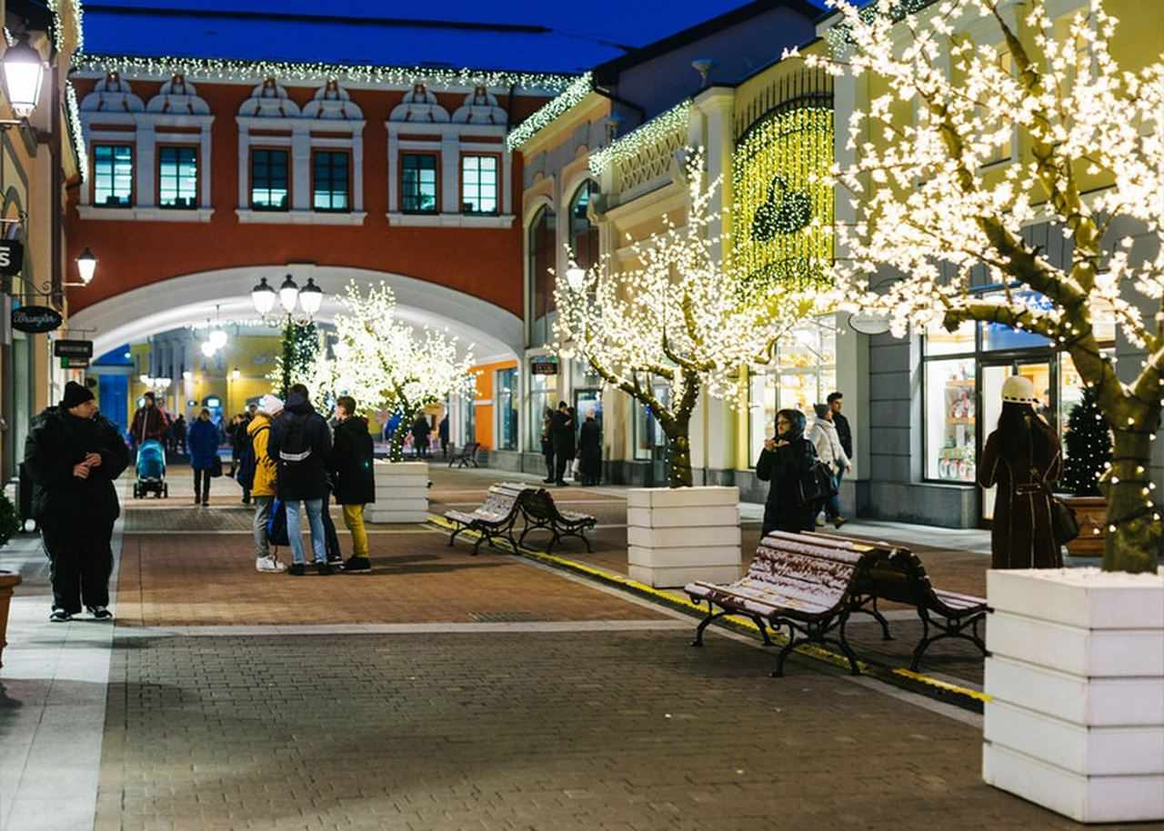 Озеленение Outlet Village Белая Дача