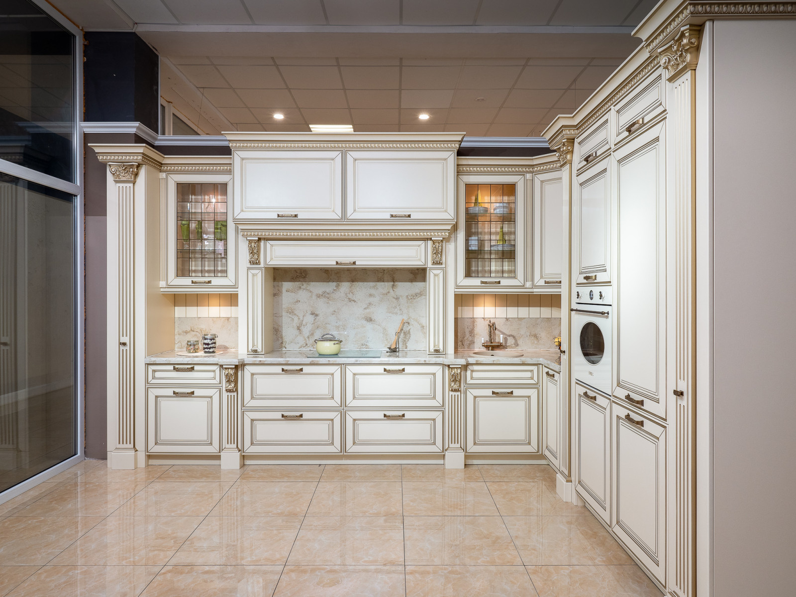 Наш салон в Сочи, ул. Пластунская 81.