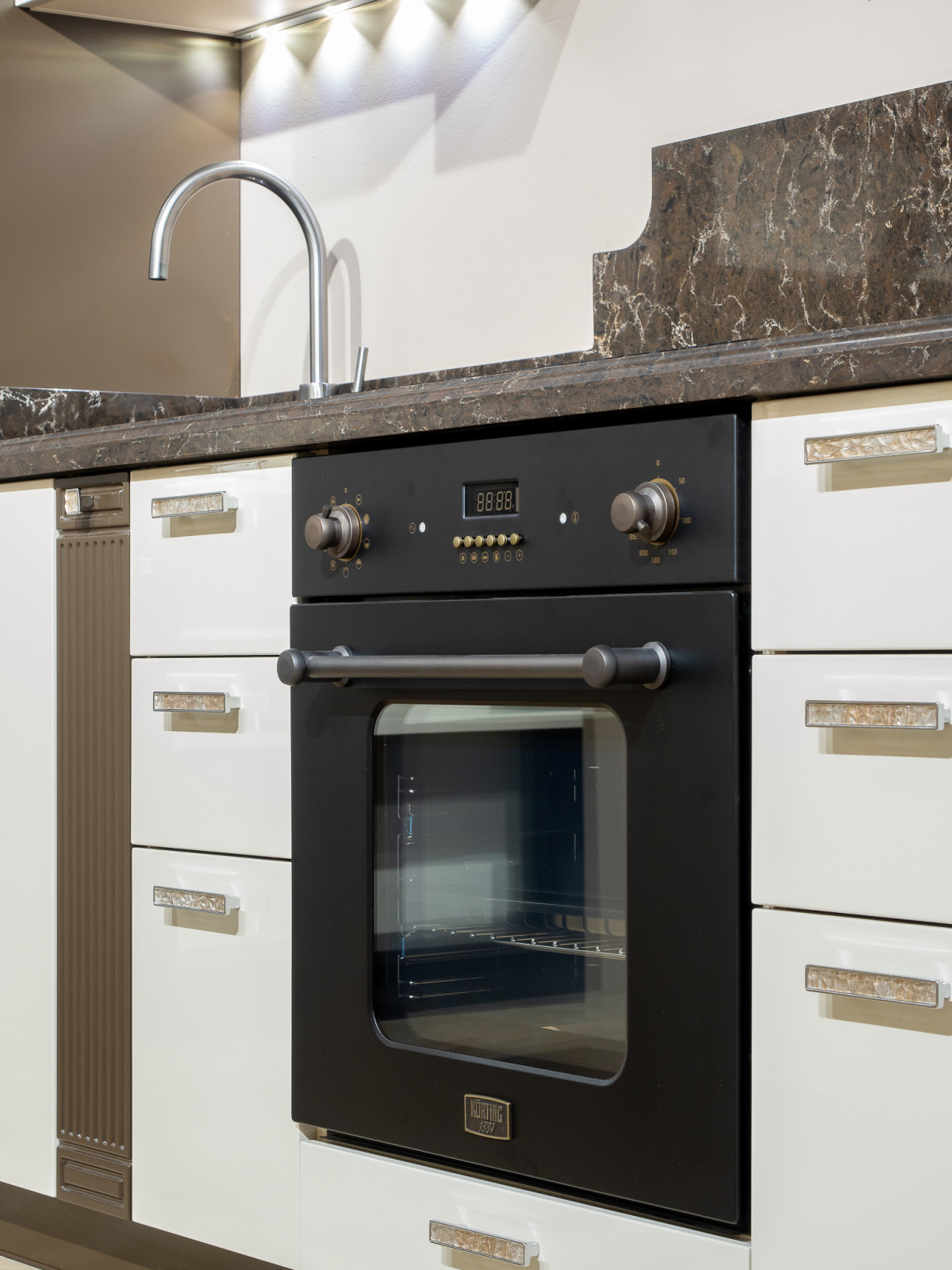 Наш салон в Сочи, ул. Пластунская 81.