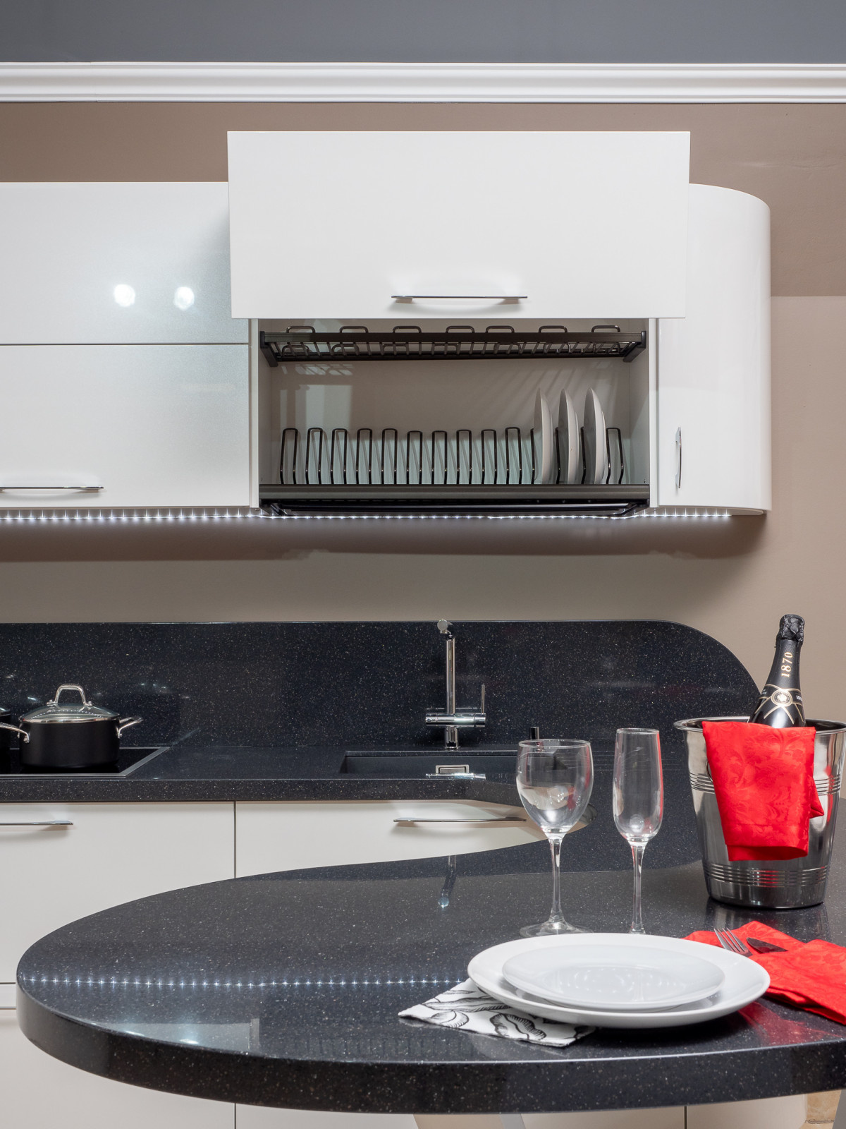 Наш салон в Сочи, ул. Пластунская 81.