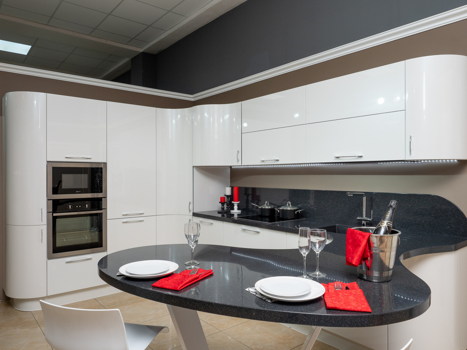 Наш салон в Сочи, ул. Пластунская 81.