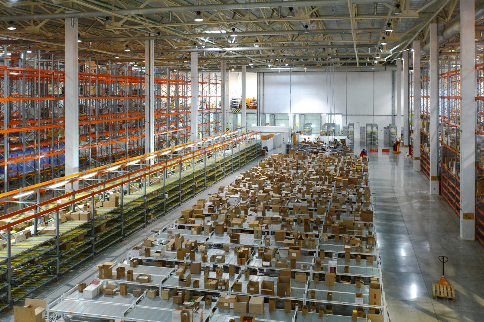 Интерьер и экстерьер склада