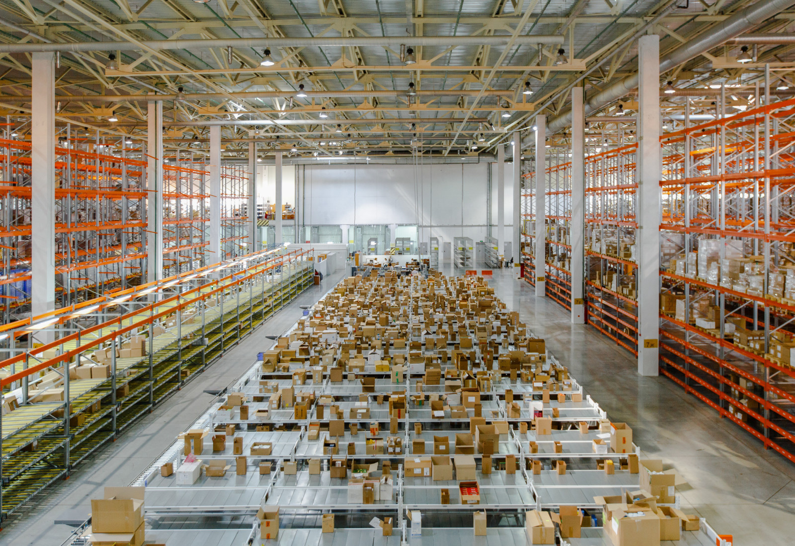 Интерьер и экстерьер склада