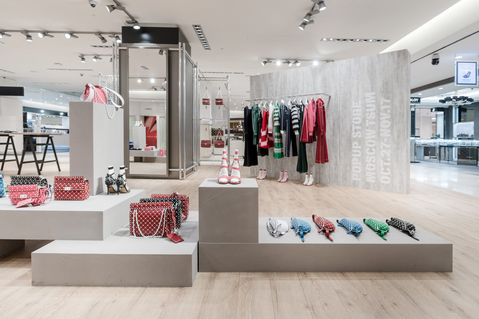 Бутик Valentino