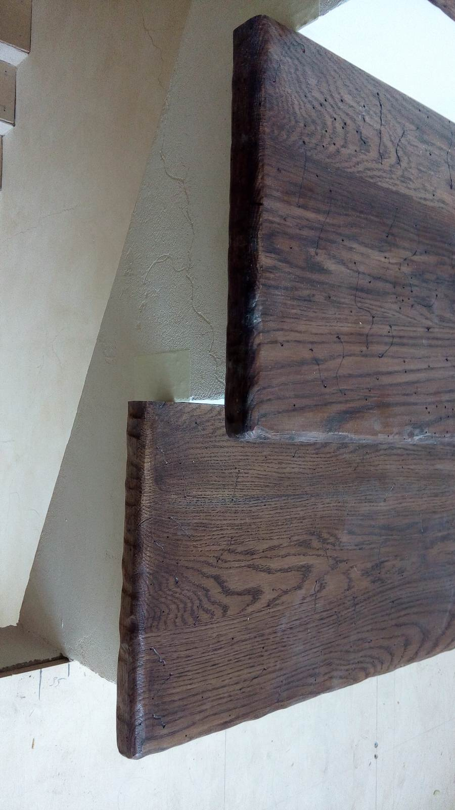 Отделка состаренными ступенями в стиле LOFT