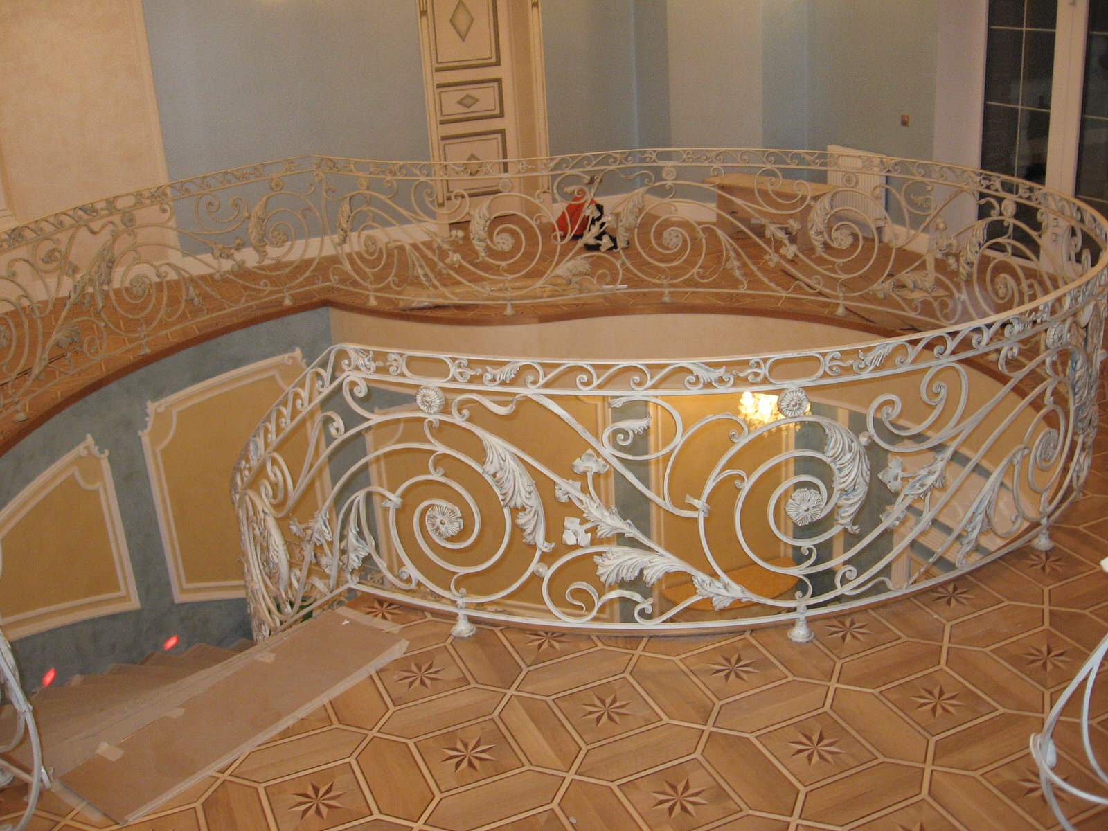 Шикарная лестница