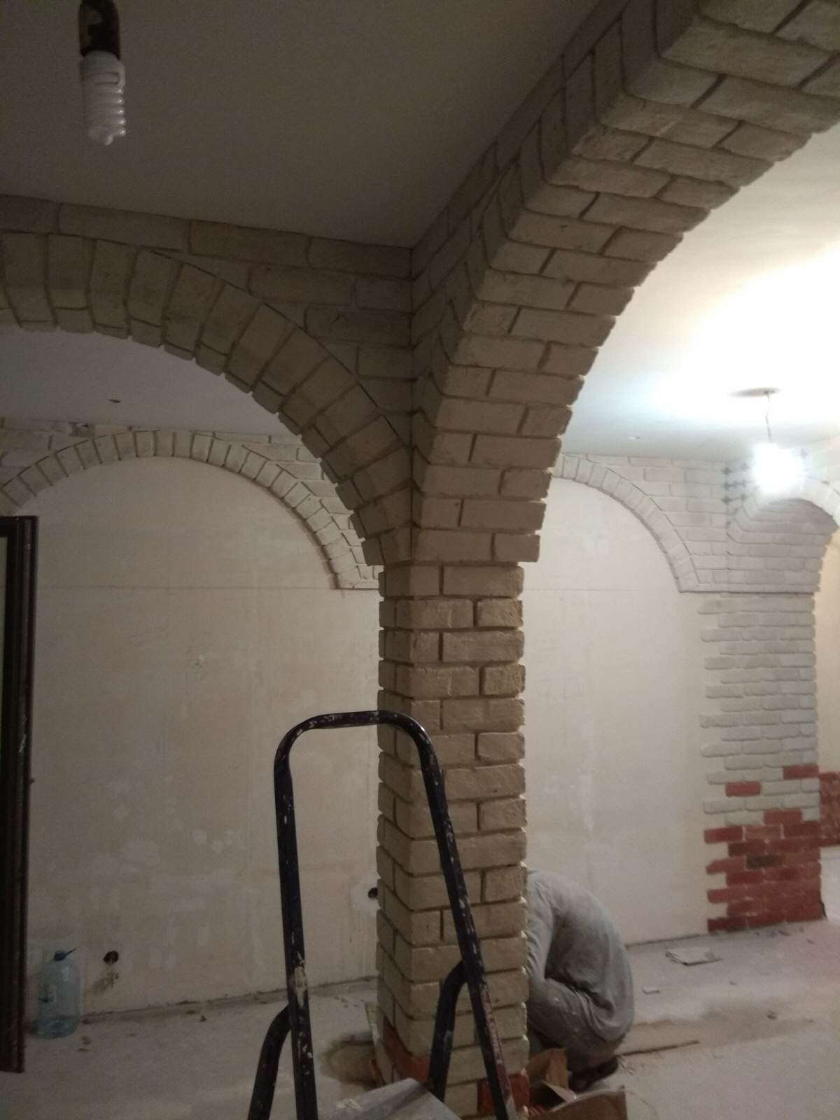 Кирпичи на Заозерной улице