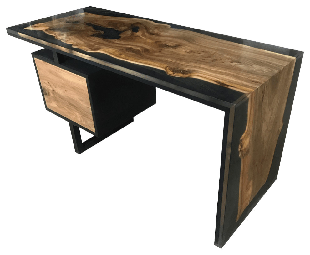 Письменный стол