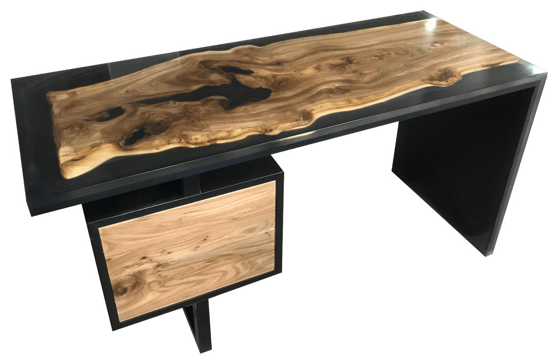 Письменный стол