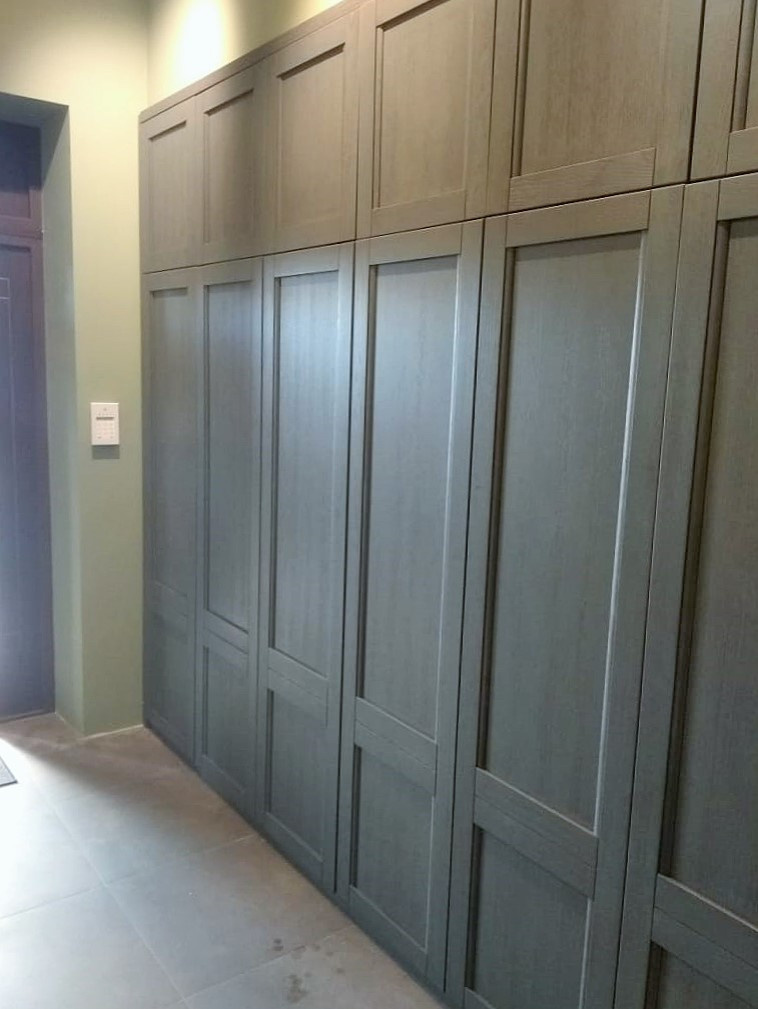 Шкаф из дуба