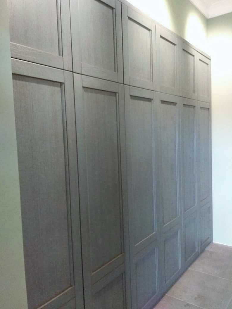 Шкаф из дуба