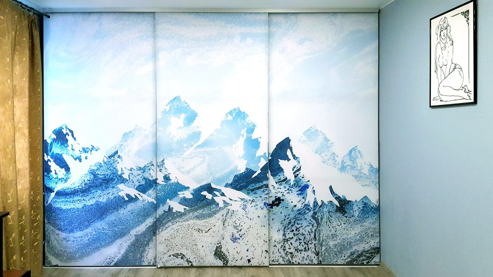 Текстильные двери-купе для встроенного шкафа 3,3х2,6м