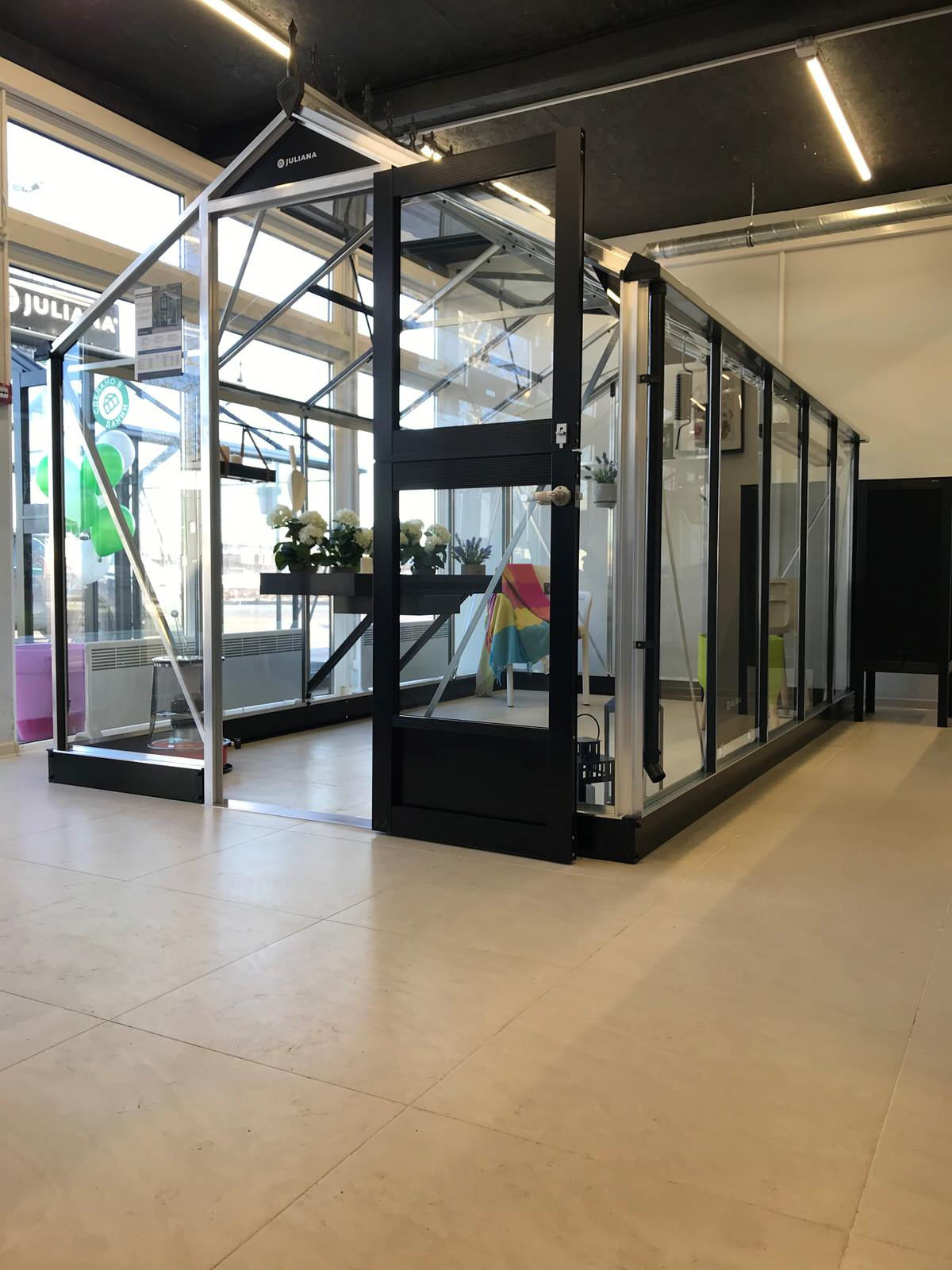 Шоу-рум Juliana 24 км. Новорижского шоссе, Novaya Riga Outlet Village