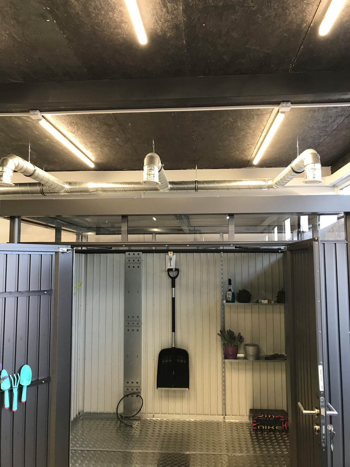 Шоу-рум Juliana 24 км. Новорижского шоссе, Novaya Riga Outlet Village