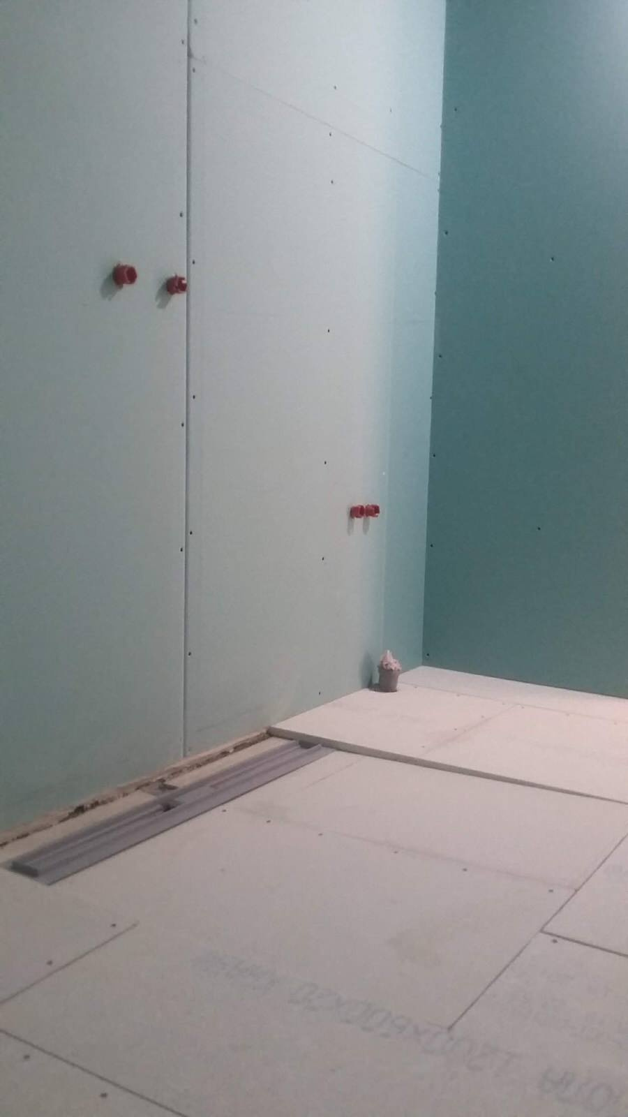 Ванная комната в деревянном доме