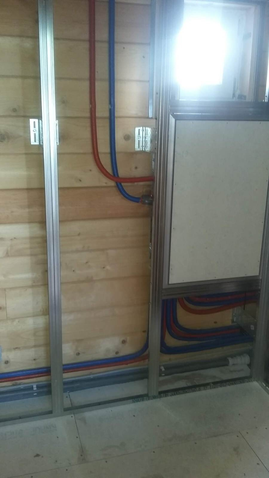 Ванная комната в деревянном доме