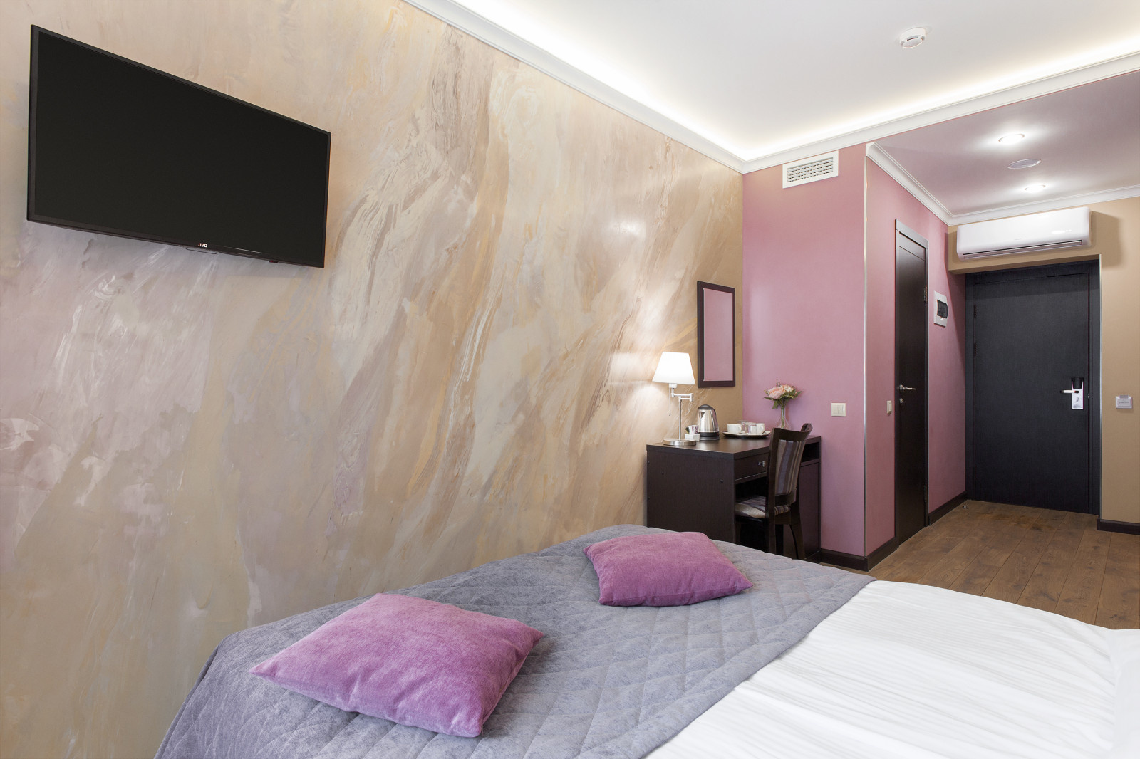 Margarita Hotel — интерьеры номеров гостиницы