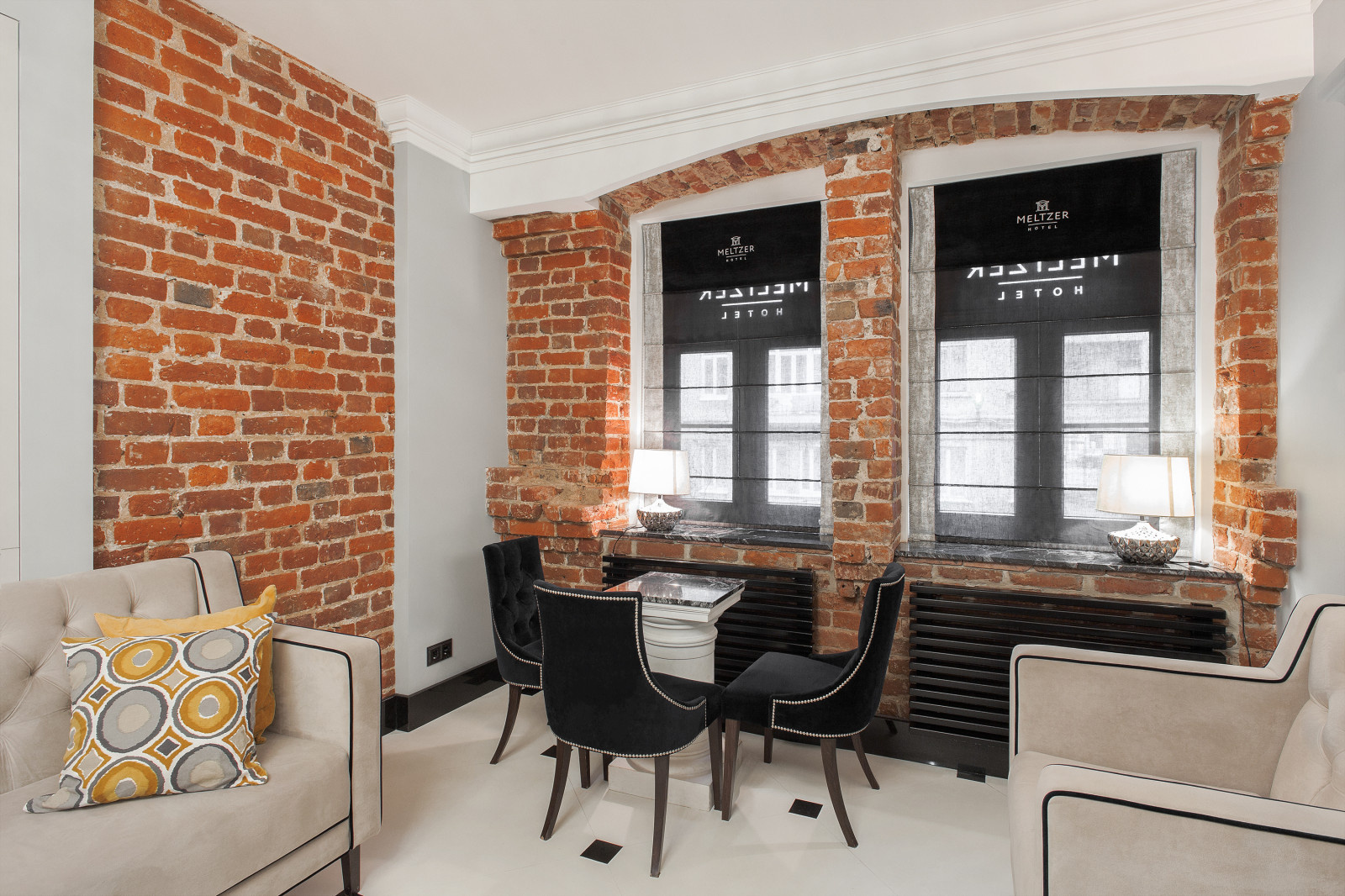 Отель Meltzer — интерьеры лобби и зоны завтраков